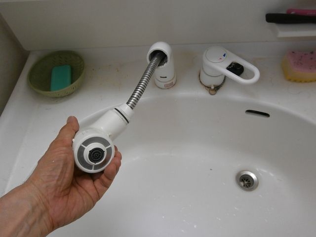 洗面台シャワーホースCQ853B03KZZの交換